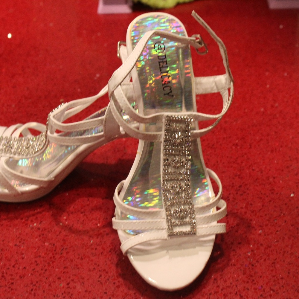 White Bling Dress/Heeled Sandals by Delicacy SZ 8
